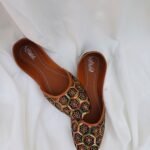 Elegant Black and Gold Sequins Khussa – Handcrafted Comfort